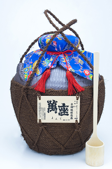 古酒琉球泡盛 「萬座」1800ml 40% 沖縄焼き物入り 沖縄限定】萬座10年古酒 /(資)恩納酒造所：泡盛・古酒の通販